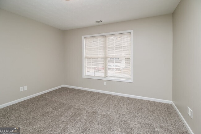 Building Photo - 8129 Sterling Ln