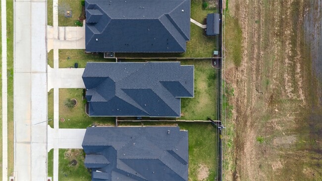 Building Photo - 2232 Clements Shore Ln