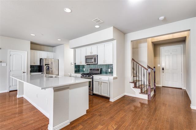 Building Photo - 403 Teague Dr