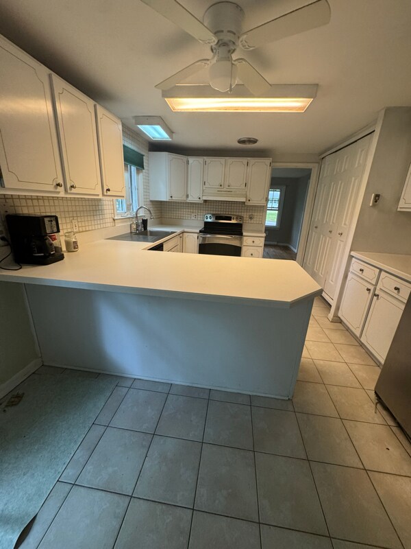 Building Photo - 8 Dogwood Ln