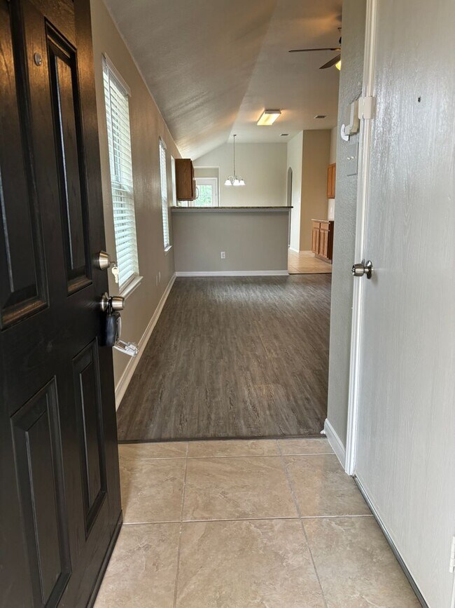 Building Photo - 4/2/2 Keller ISD