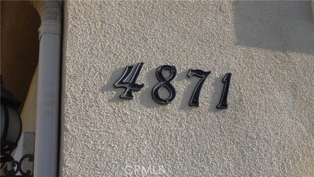 Building Photo - 4871 Bishop St
