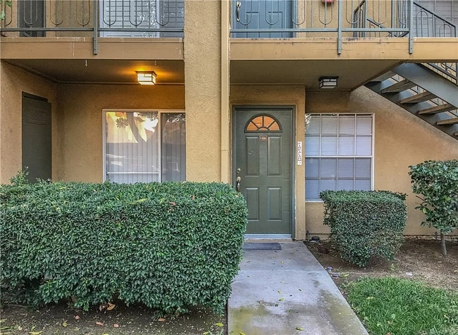 Building Photo - Unit 101