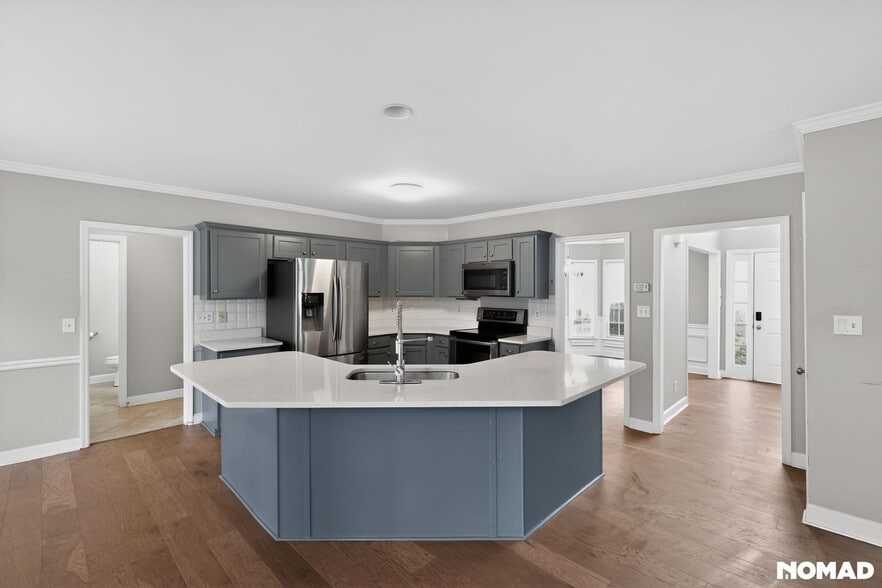 Building Photo - 4879 Farm Valley Dr NE