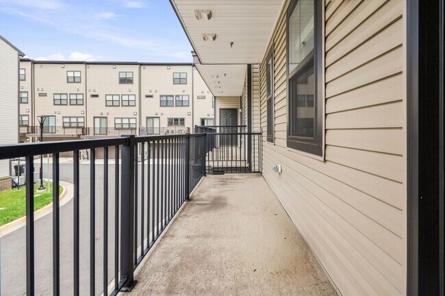 Building Photo - 22487 Philanthropic Dr