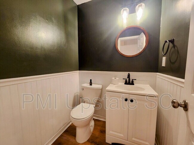 Building Photo - 122 Glen Willow Ct