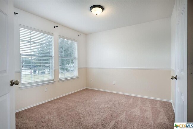 Building Photo - 2021 Kass Cove