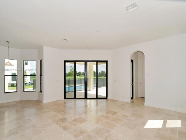 Building Photo - 10400 S Barnsley Dr