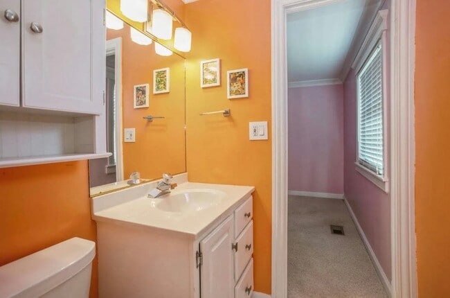 Building Photo - 923 Jeffery Ct