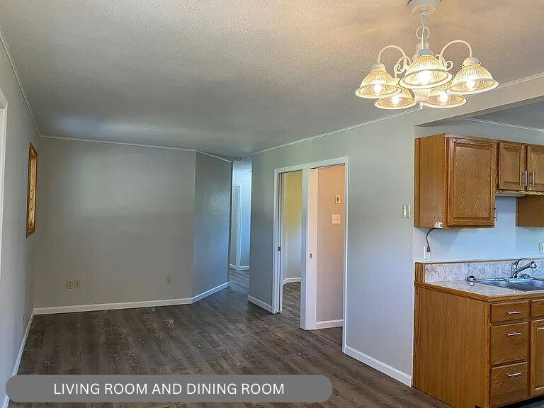 Building Photo - 10711 S Sprague St