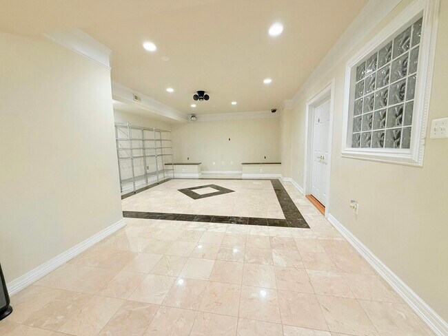 Building Photo - 7125 Ayers Meadow Ln