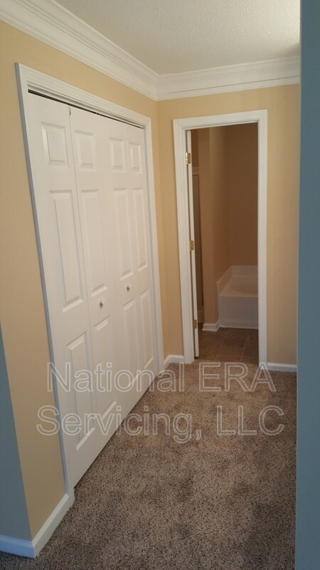 Building Photo - 30 Oaklake Ct