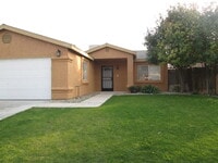 Building Photo - Oswell Park Gated Community COMING SOON!
