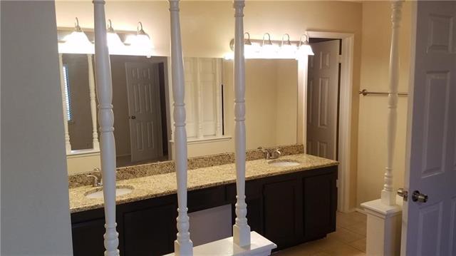 Building Photo - 504 Scarlet Oak Dr