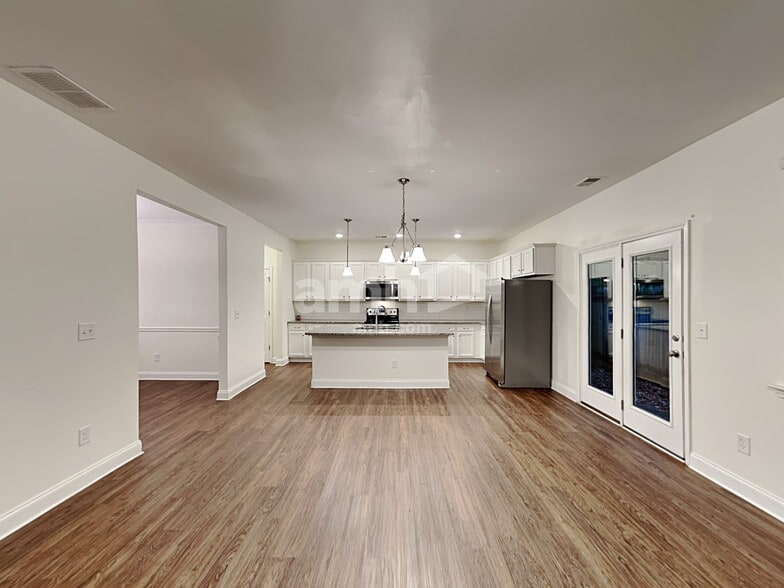 Building Photo - 1362 Weatherbrook Cir