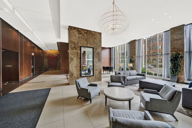 Building Photo - 655 W Irving Park Rd