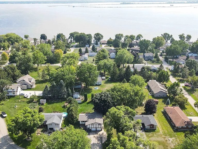 Building Photo - 5131 Lakewind Dr