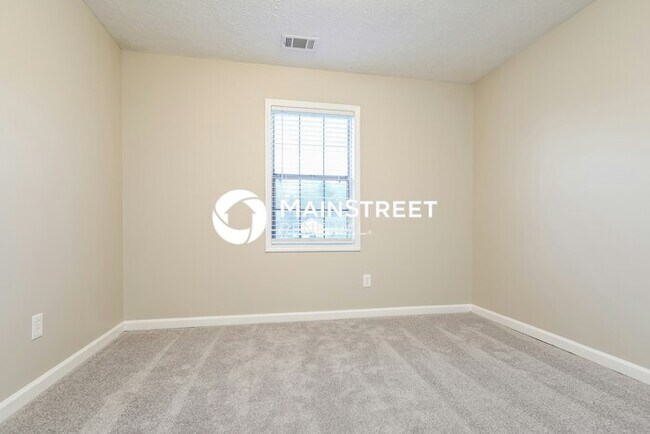 Building Photo - 3 Bedroom Pet-Friendly Home in Stone Mountain, GA with Main Street Renewal