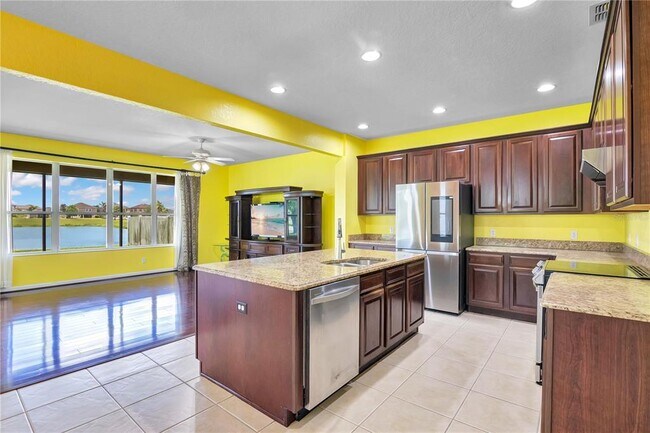 Building Photo - 7325 Derexa Dr