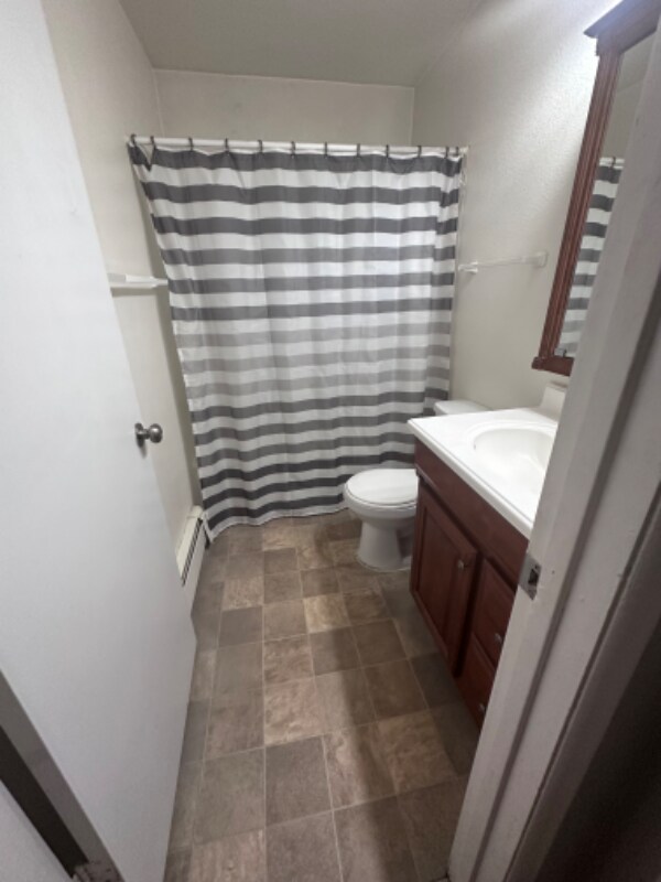 Building Photo - 635 10th Ave