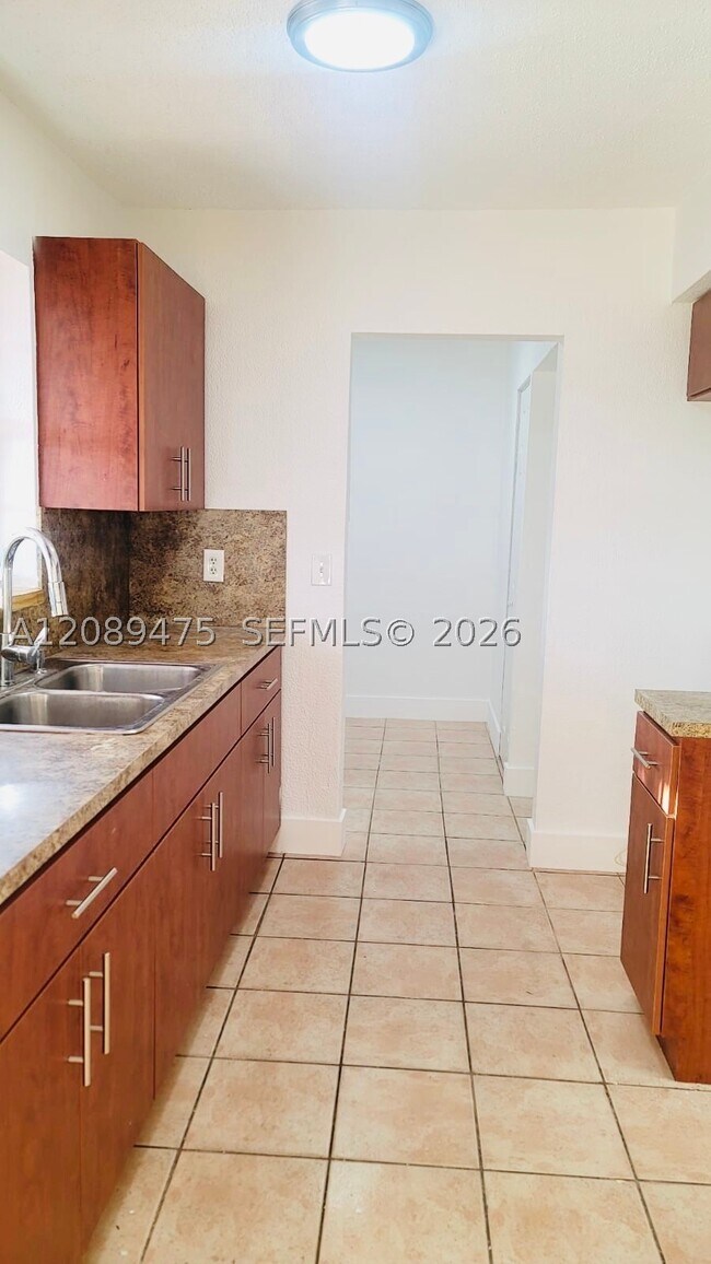 Building Photo - 19225 NW 50th Ct