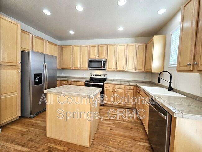 Building Photo - 847 Weber Ridge Point