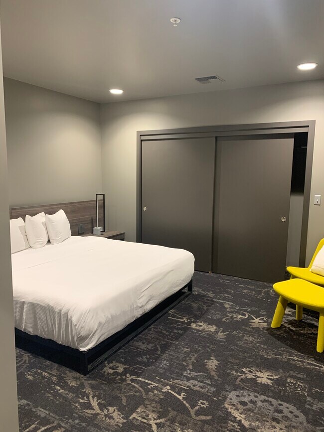 BEDROOM 2 - 1011 W 1st Ave