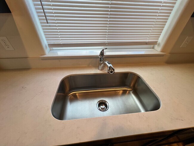 Building Photo - Fresh Paint and Flooring! Great Value and ...