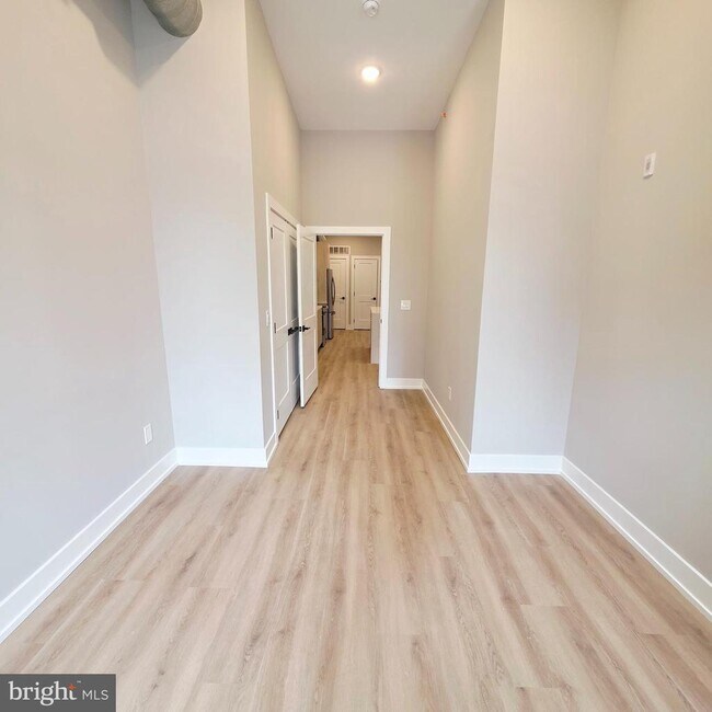 Building Photo - 714 Chestnut St