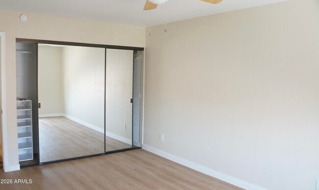 Building Photo - 2201 N Comanche Dr
