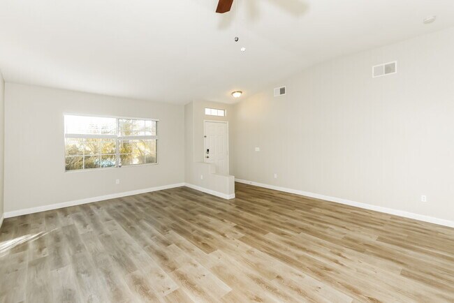 Building Photo - 5037 Via De Fortuna Way