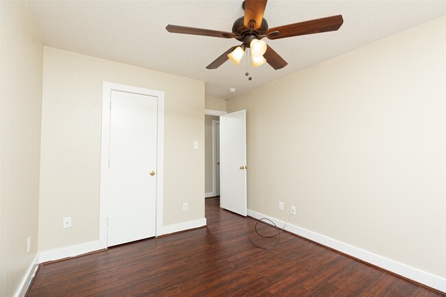 Building Photo - 19842 Hidden Shadow Ln