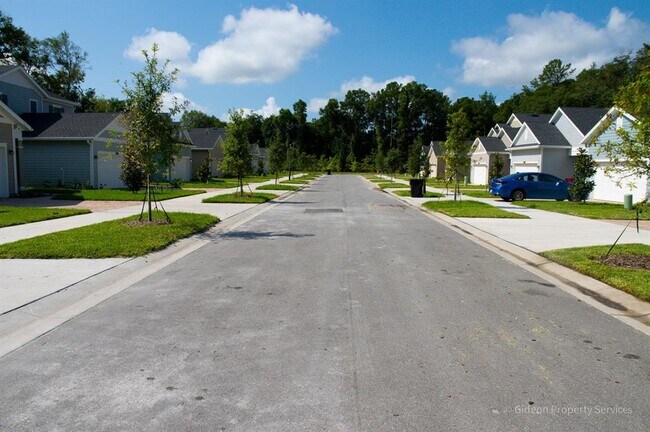 Building Photo - 2258 NW 89th Wy