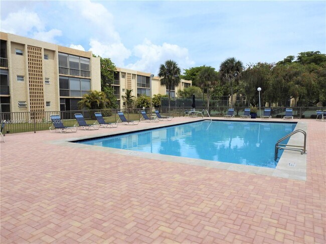 Building Photo - 8401 SW 107th Ave