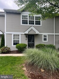 Building Photo - 133 Laurel Ct