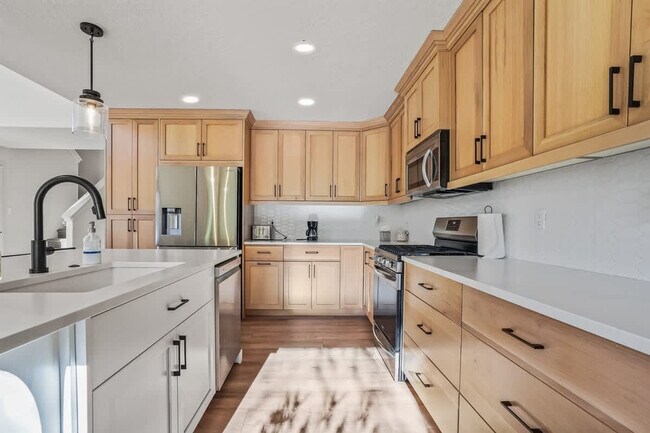 Building Photo - 2673 W Tango Creek Dr