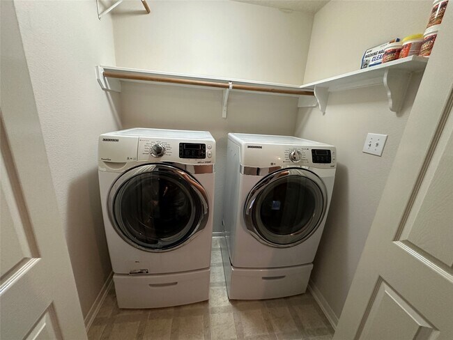 Building Photo - 19514 Brook Village Rd