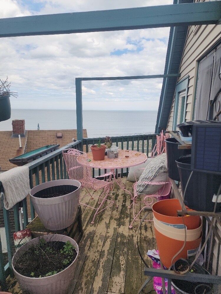 Building Photo - 7 Winthrop Shore Dr
