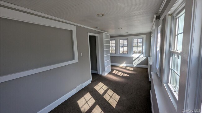 Building Photo - 34 Kings Hwy