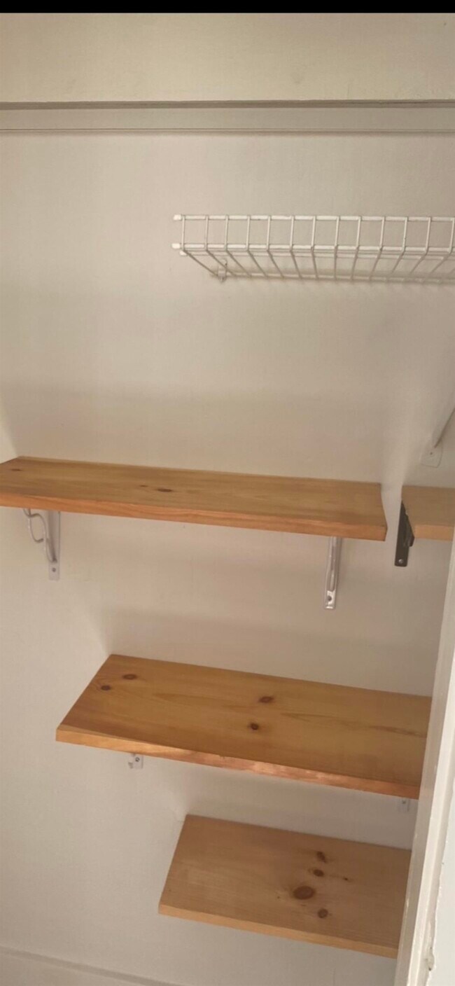 Building Photo - 36 Western Ave