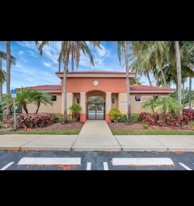 Building Photo - 3496 Briar Bay Blvd