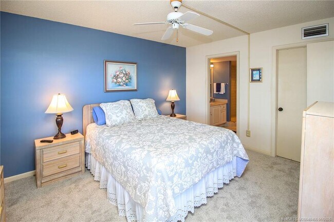 Primary Photo - 4540 NE Sandpebble Trce