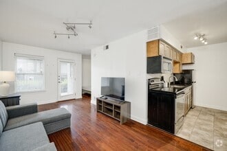 Building Photo - 2020 S Congress Ave