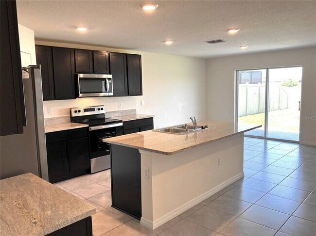 Building Photo - 11889 Downy Birch Dr