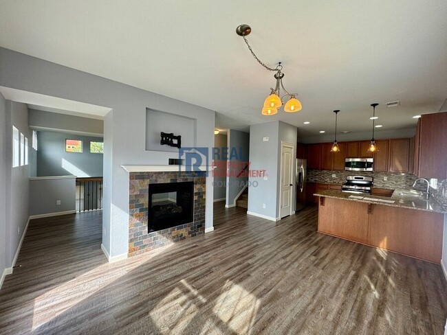 Building Photo - 18317 E Saskatoon Pl