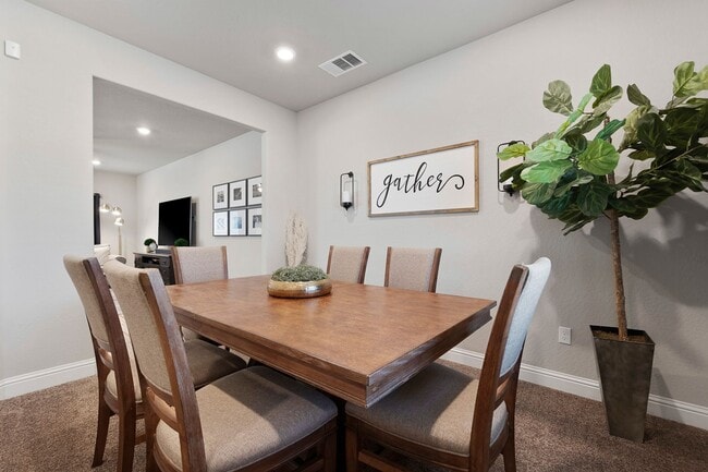 Building Photo - Clovis Eastside Home, 4BR/3.5BA, Built 201...