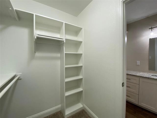 Building Photo - 804 N Broughton St