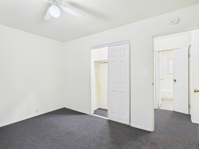 Building Photo - 17681 Country Club Ln