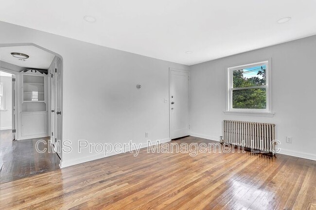 Building Photo - 401 Sanford Ave