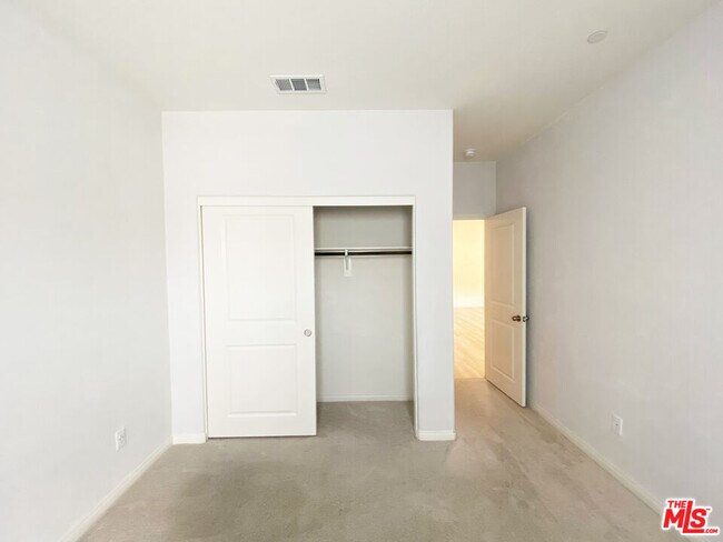 Building Photo - 22809 Harvest Mill Cir